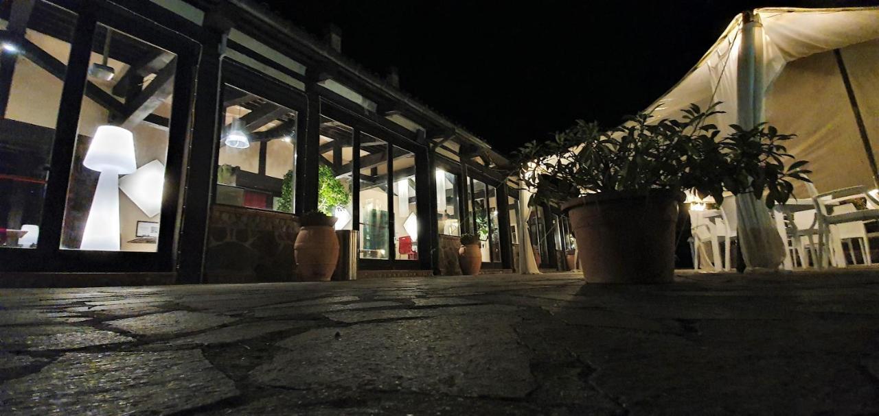 Sotto Il Cielo Hotel Pignola ภายนอก รูปภาพ